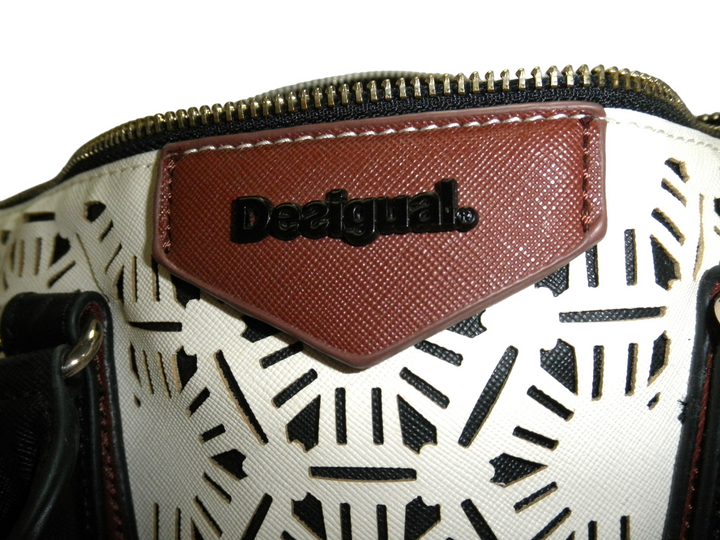 【小物/雑貨】 Desigual　ハンドバッグ/クラッチバッグ　バッグ