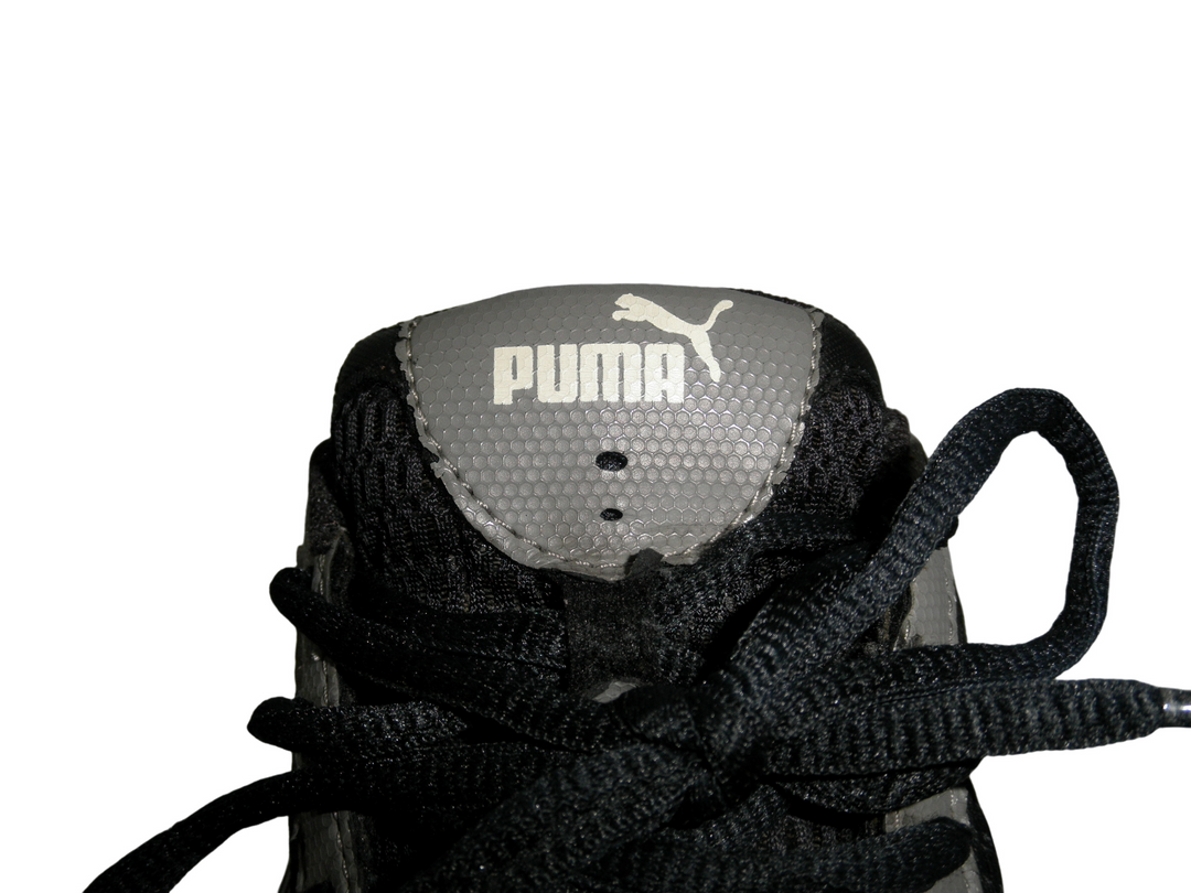 PUMA プーマ　スニーカー　シューズ