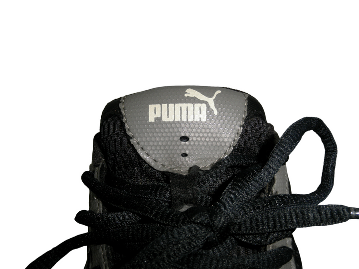 PUMA プーマ　スニーカー　シューズ