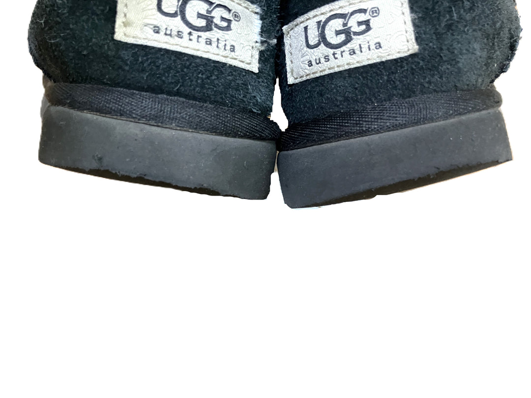 【小物/雑貨】 UGG　ブーツ ショート/ミディアム　シューズ