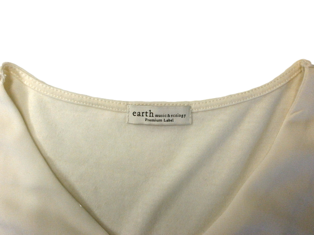 【激安古着】 earth music&ecology　半袖Tシャツ　トップス