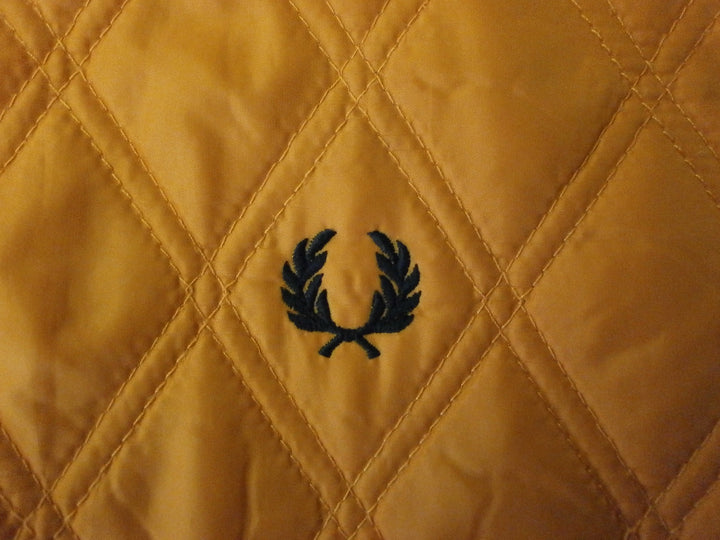 【激安古着】 FRED PERRY　ナイロンジャケット　アウター