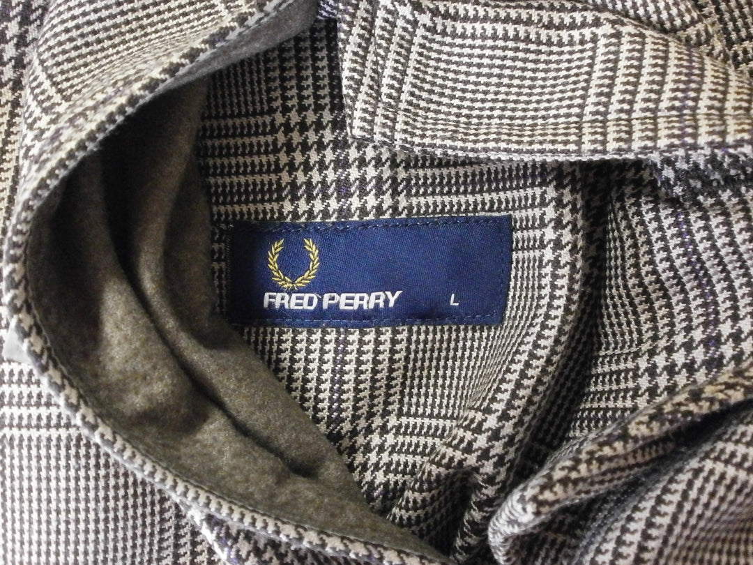【激安古着】 FRED PERRY　ナイロンジャケット　アウター