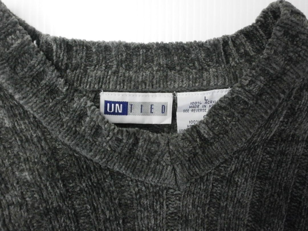 【激安古着】 UN TIED　ニットorセーター　トップス