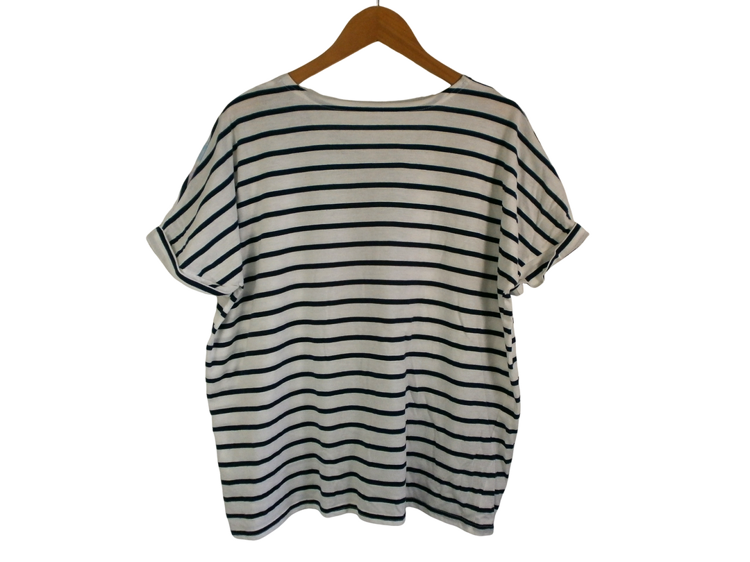 【激安古着】  ブランド不明　半袖Tシャツ　トップス